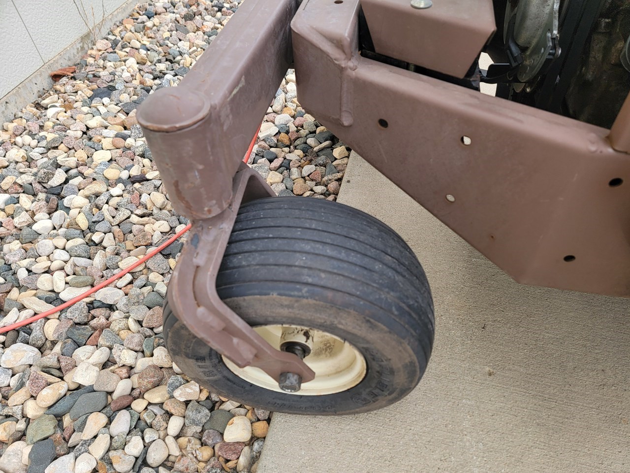 2009 Grasshopper 718 Image 10