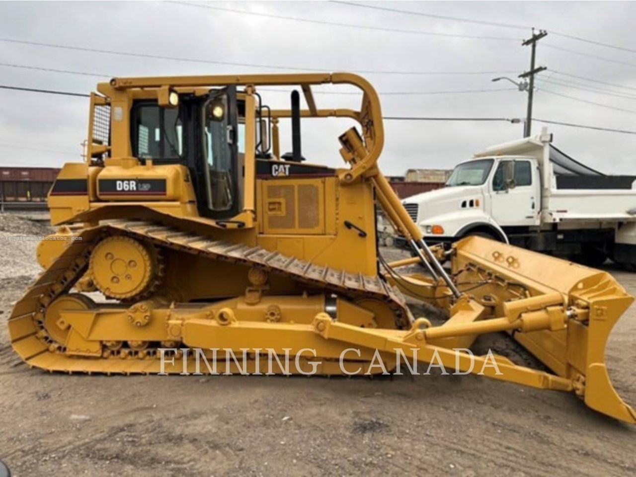 1998 Caterpillar D6R Image 10