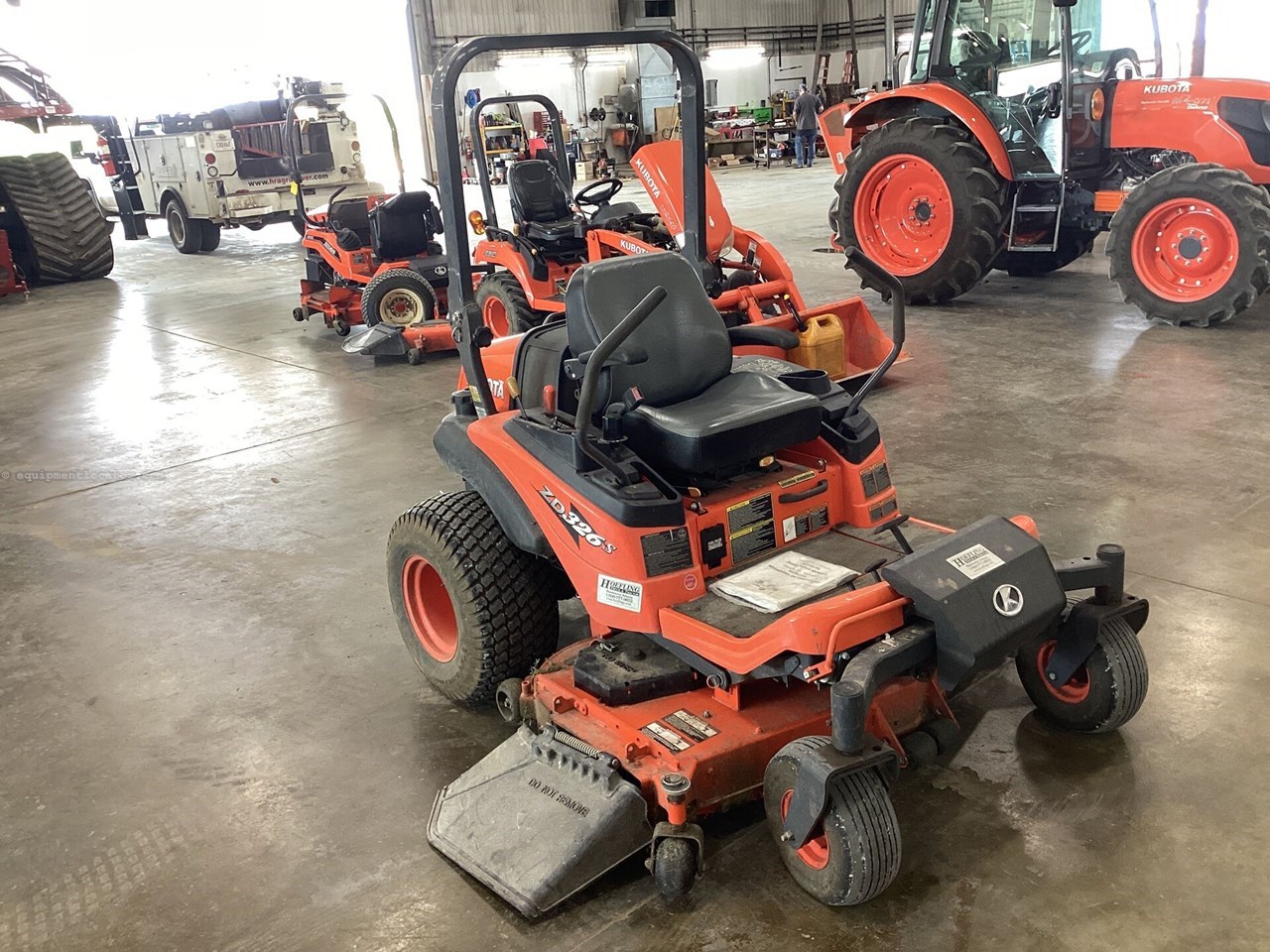 2014 Kubota ZD326S Image 10