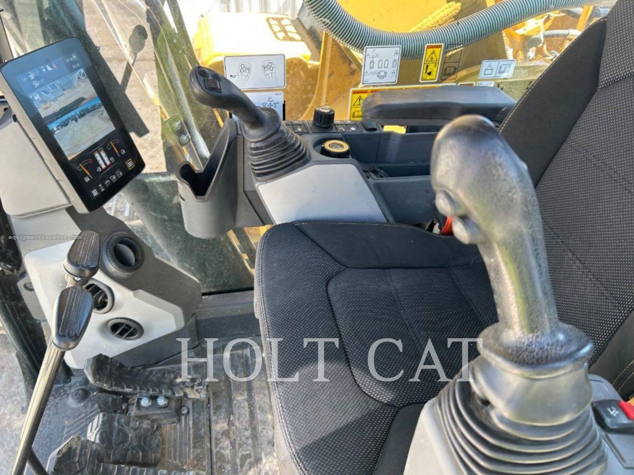 2024 Caterpillar 340 12 TC Image 7