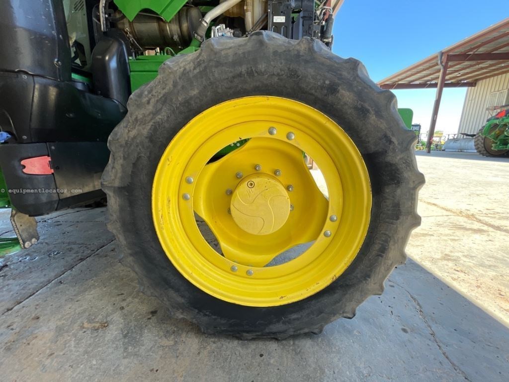 2022 John Deere 6175M Image 23