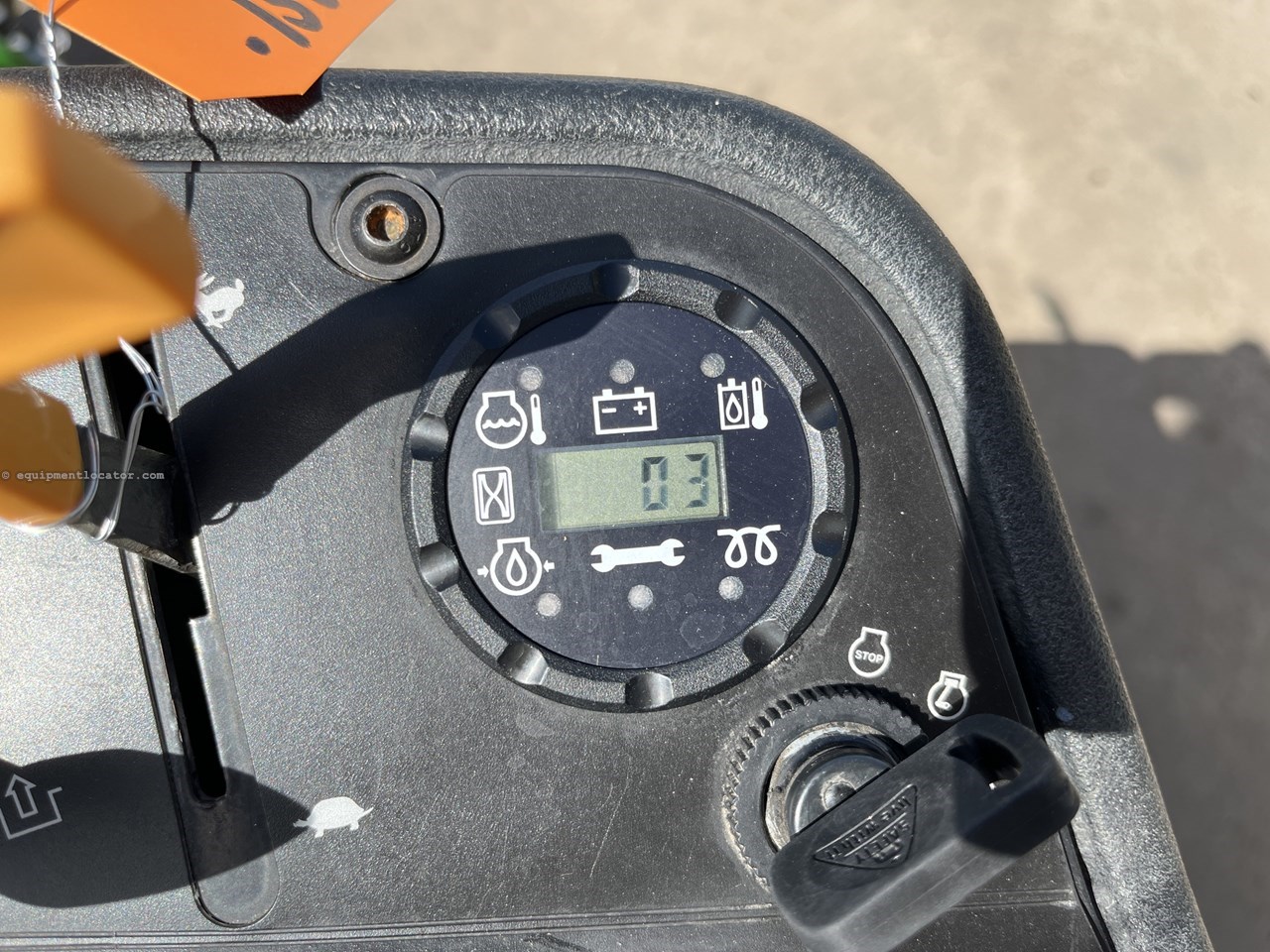 John Deere 2500B Image 10