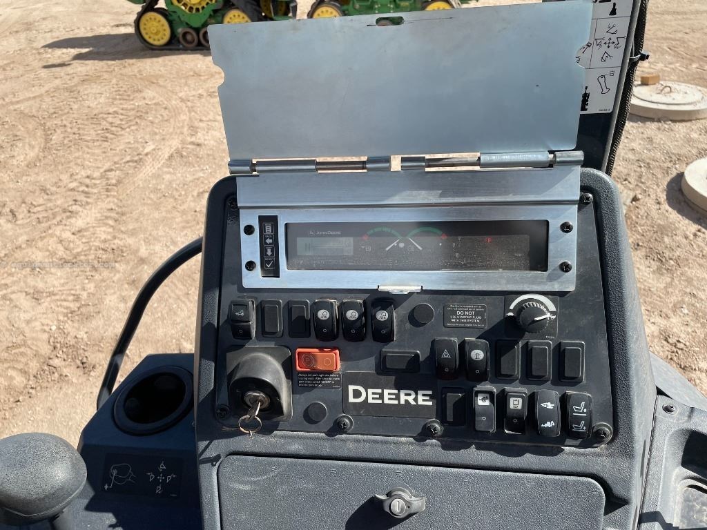 2023 John Deere 310P Image 10