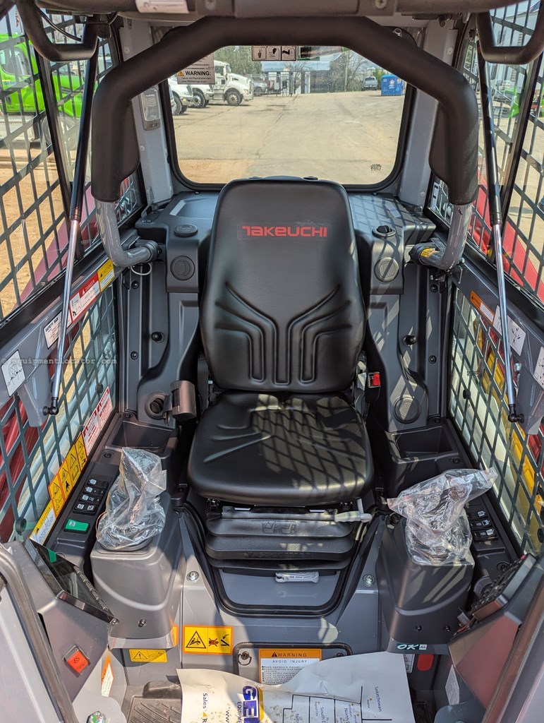 2025 Takeuchi TL8R2 Image 10