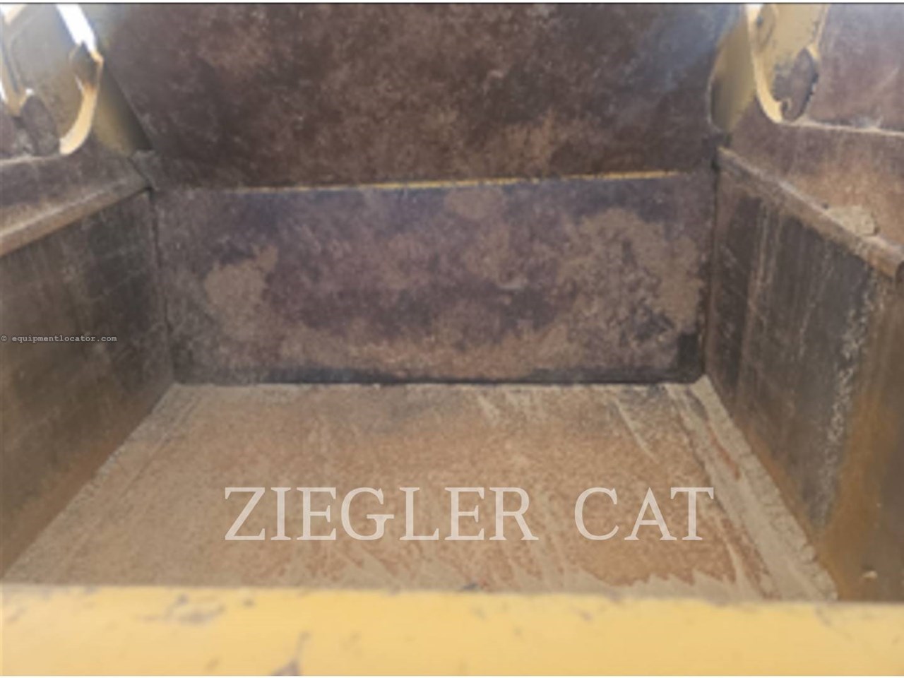 2015 Caterpillar 627K Image 10