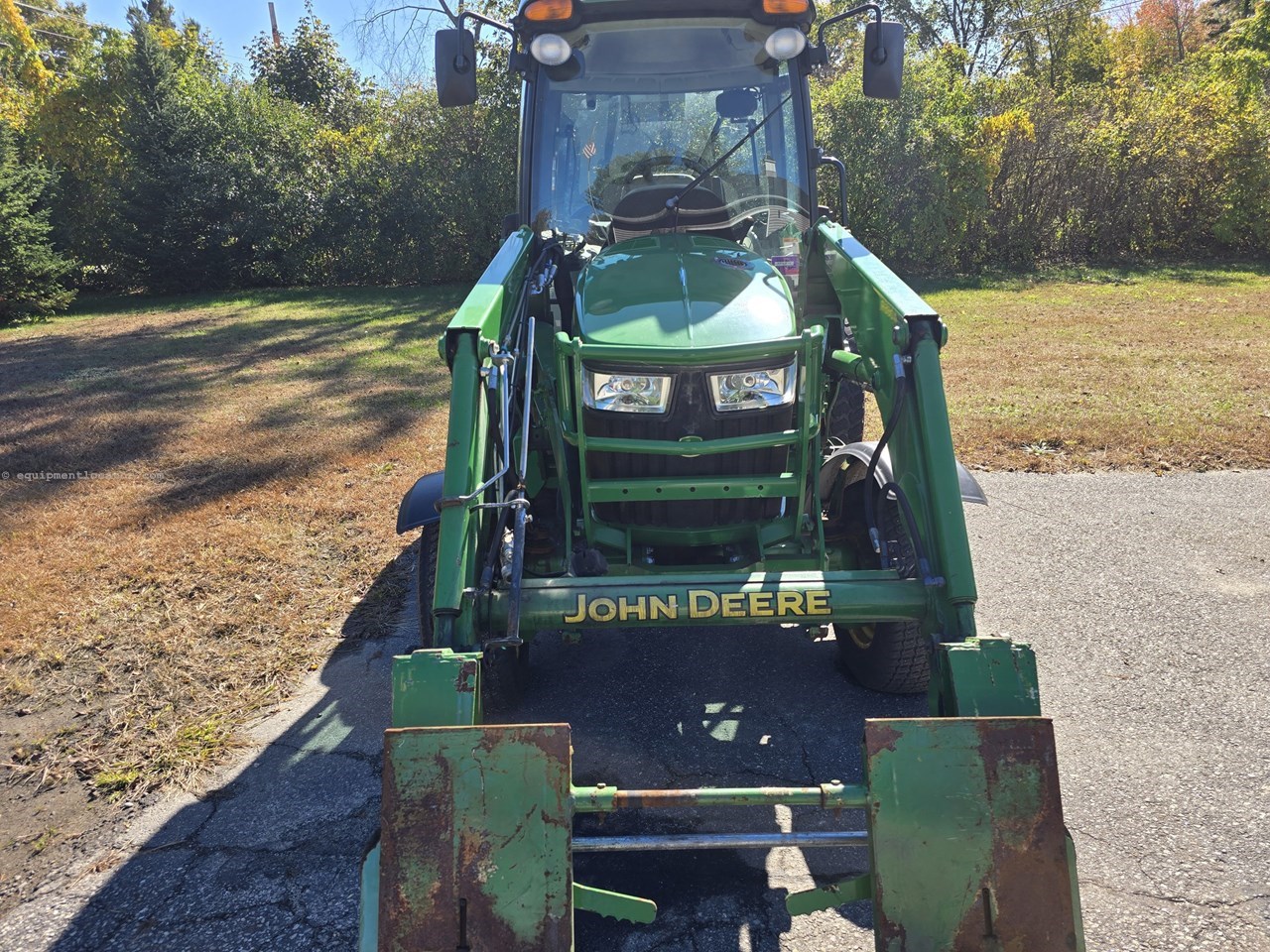 2018 John Deere 4066R Image 3