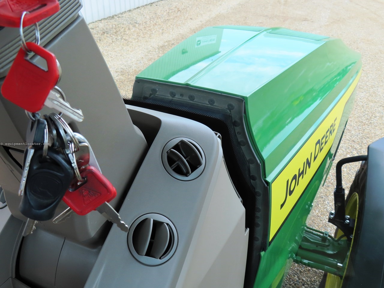 2024 John Deere 8R 280 Image 31