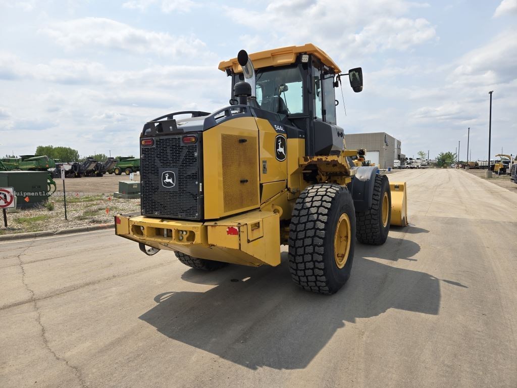 2019 John Deere 544L Image 22