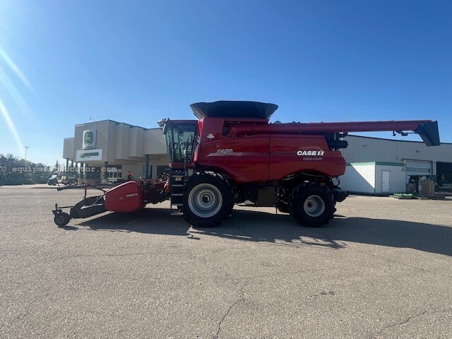 2021 Case IH 8250 Image 3
