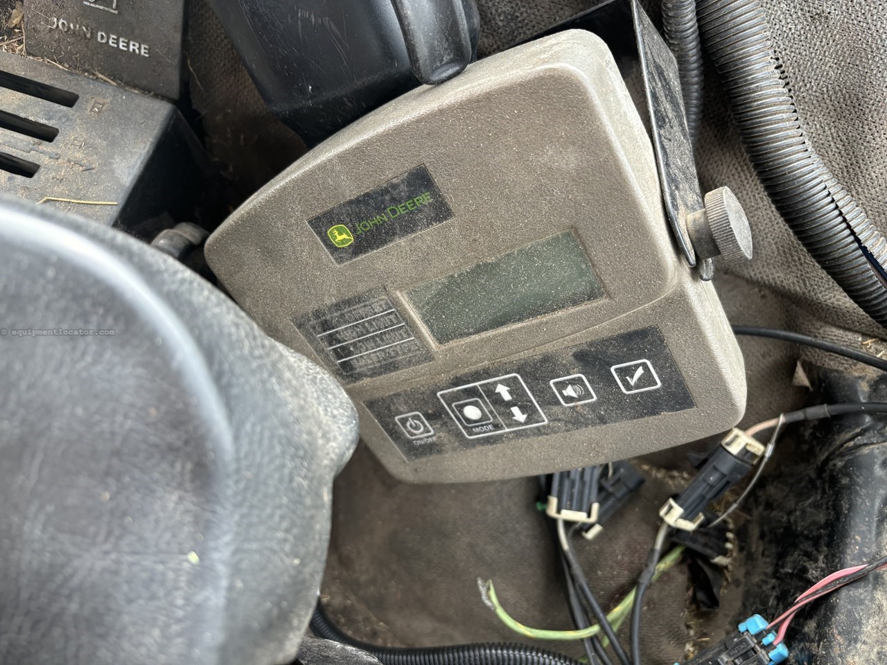 2014 John Deere 569 Image 10