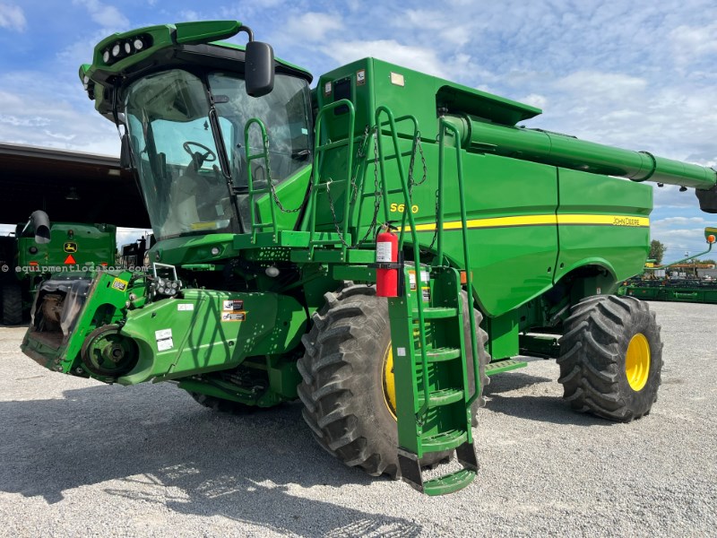2012 John Deere S680 Image 1