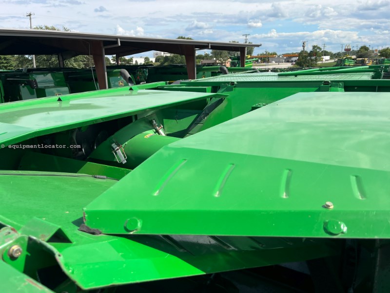 2012 John Deere S680 Image 37