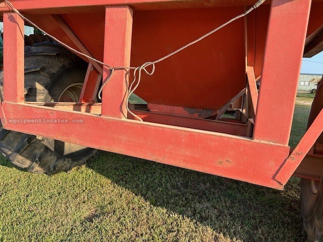 John Deere 490 Image 10