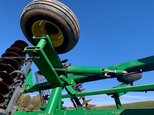 2015 John Deere 2623 Image 10