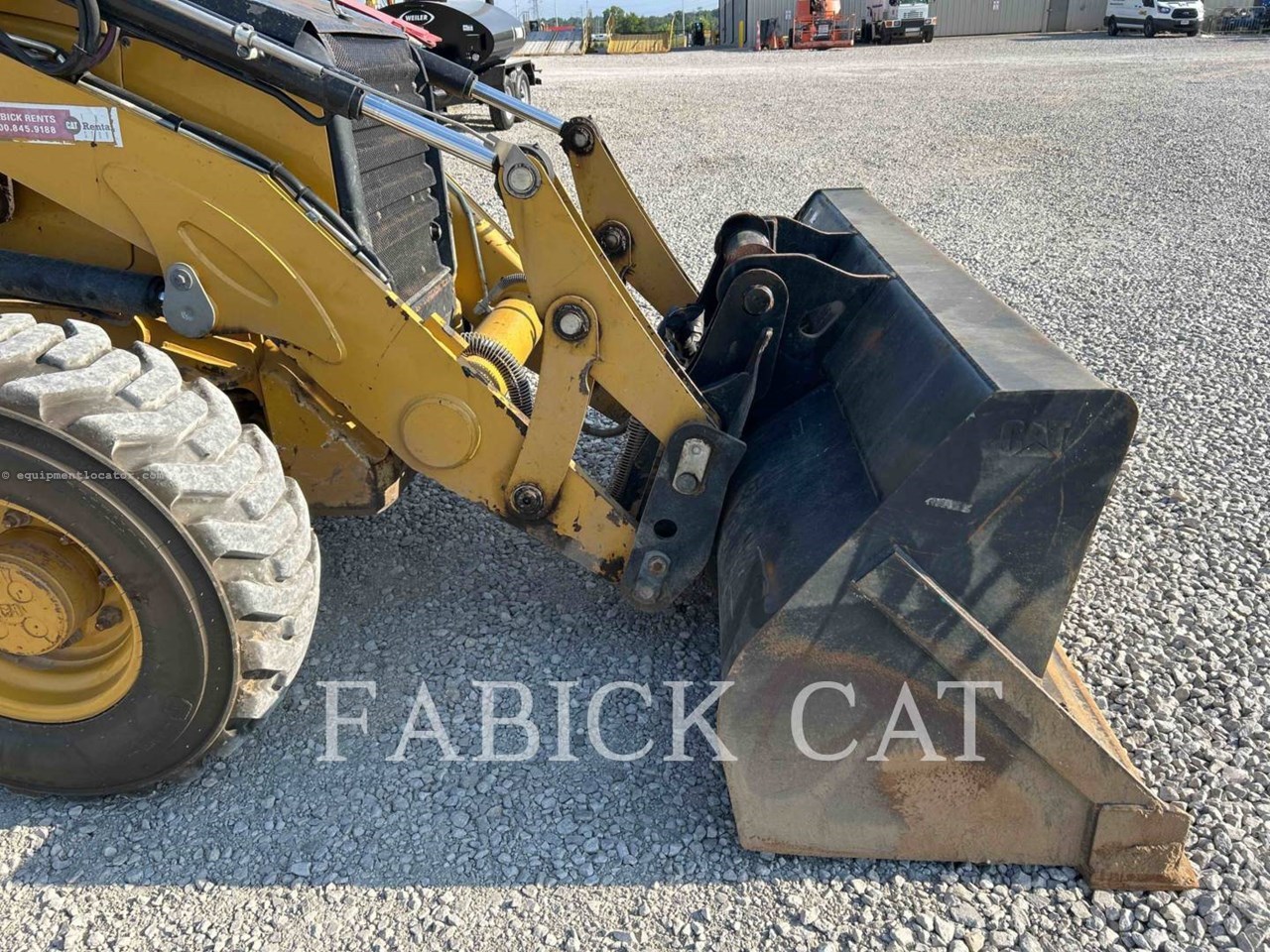 2020 Caterpillar 420F2IT Image 10