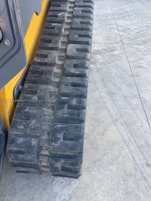 2023 John Deere 333G Image 10