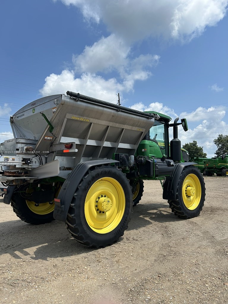 2022 John Deere 600R Image 4