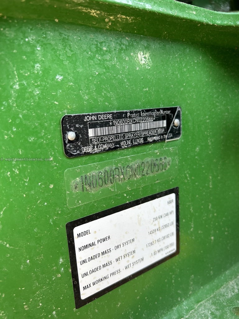 2022 John Deere 600R Image 10