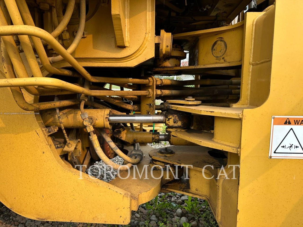 1996 Caterpillar IT24F Image 10