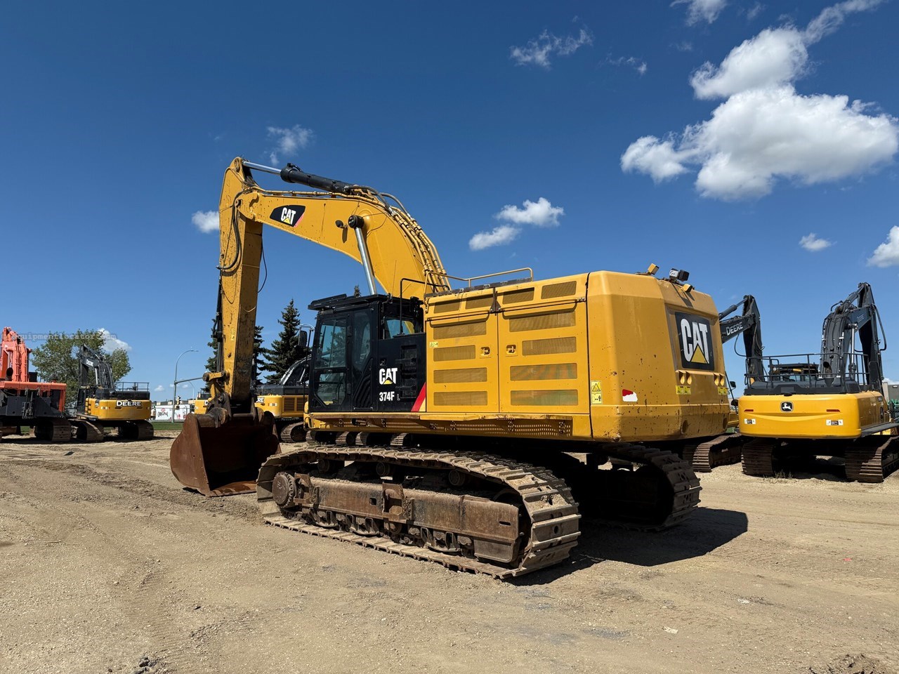 2018 Caterpillar 374FL Image 4