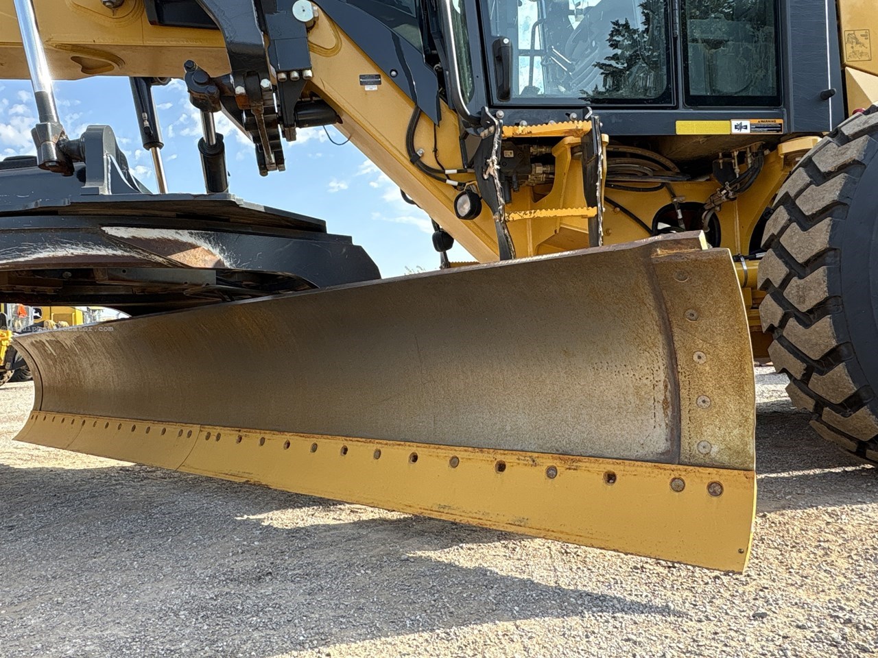 2020 John Deere 772G Image 10