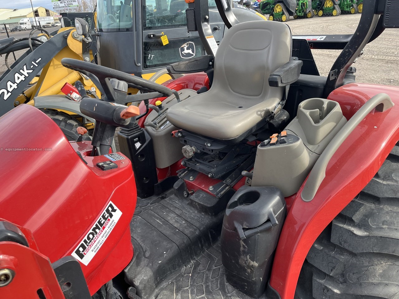 2017 Case IH Farmall 55C CVT Image 10