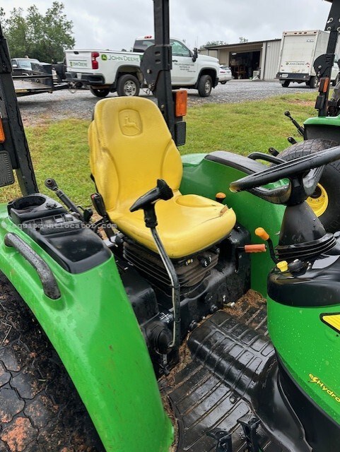 2013 John Deere 4520 Image 4