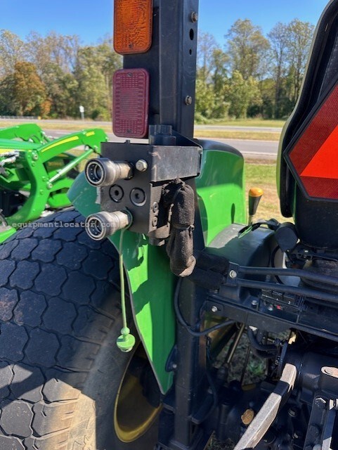 2013 John Deere 4520 Image 6