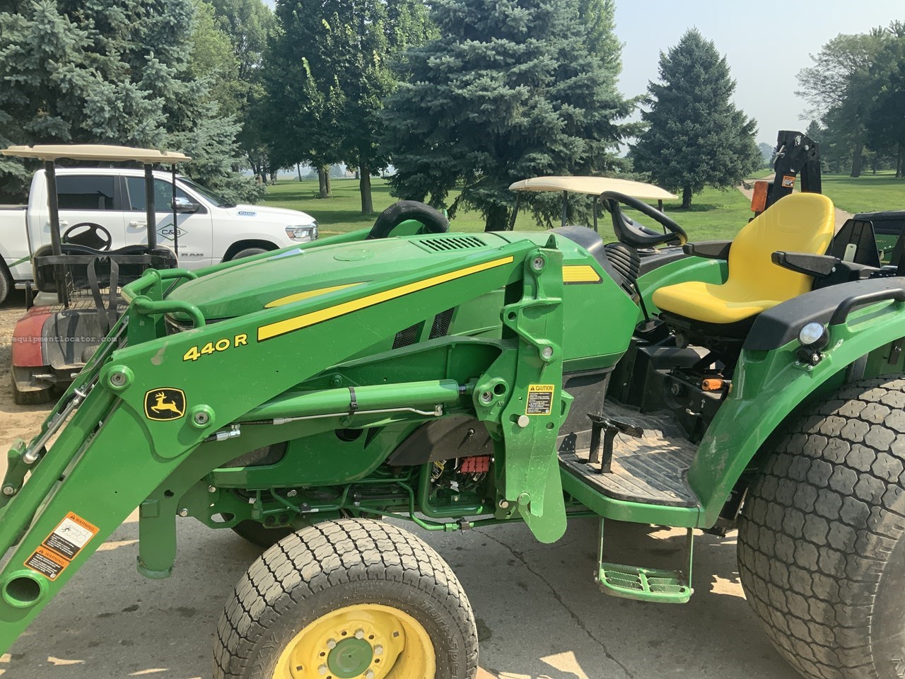 2024 John Deere 4044R Image 4