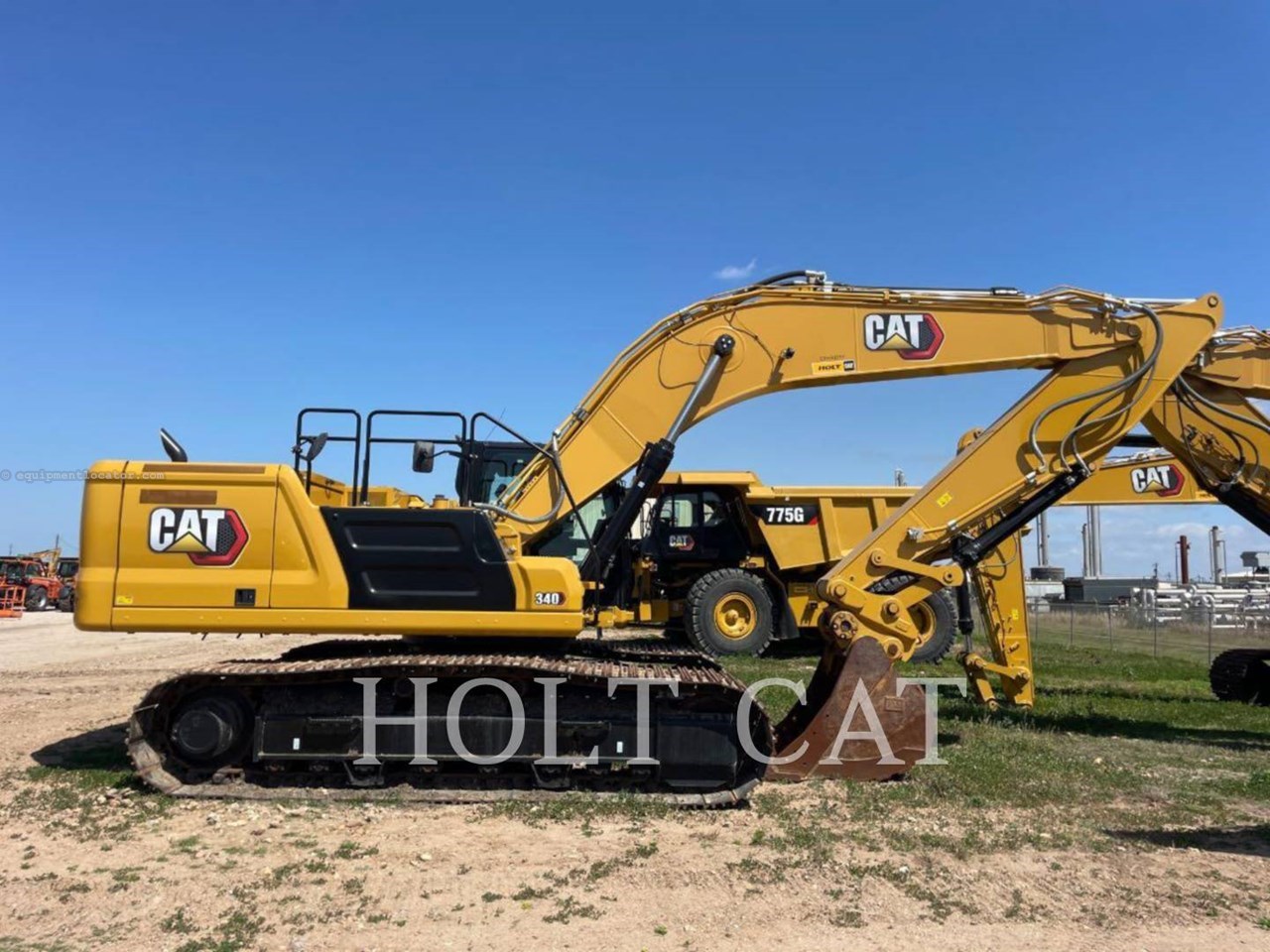 2023 Caterpillar 340 10 TC Image 2