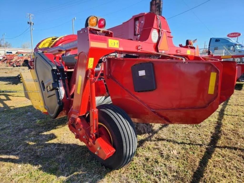 2025 New Holland DB310R Plus Image 6