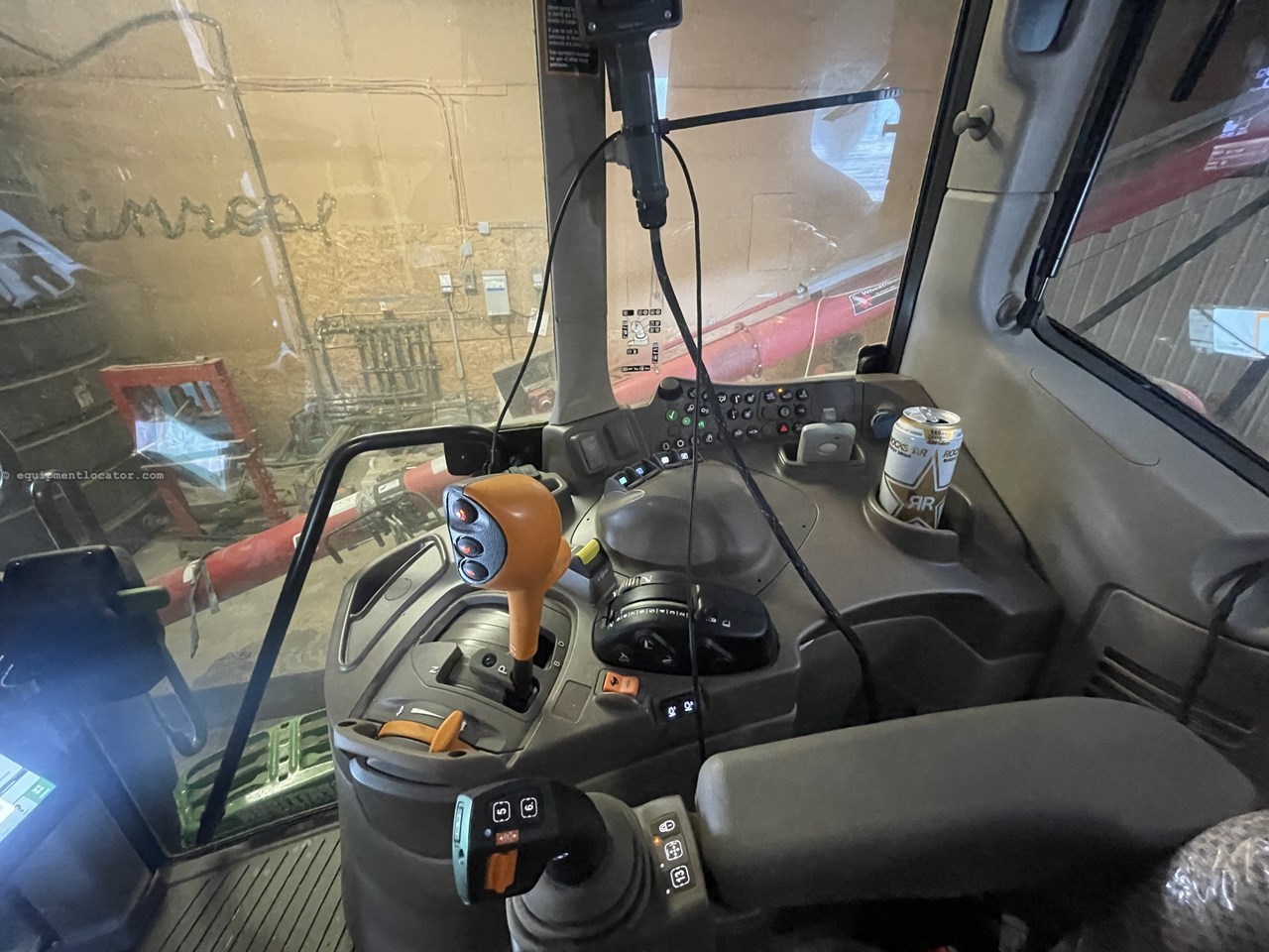 2024 John Deere 6195M Image 10