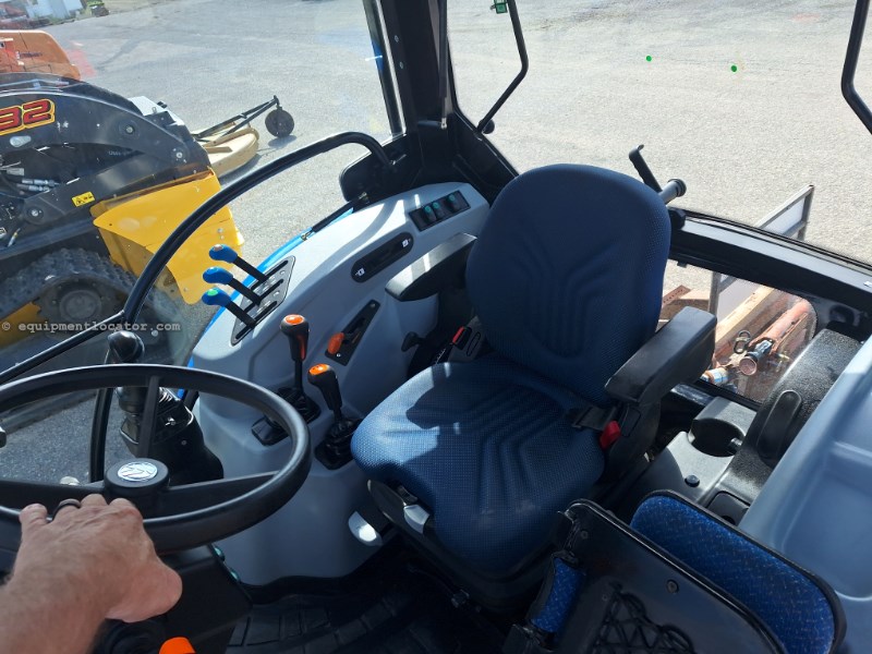 2023 New Holland WORKMASTER 75 Image 10