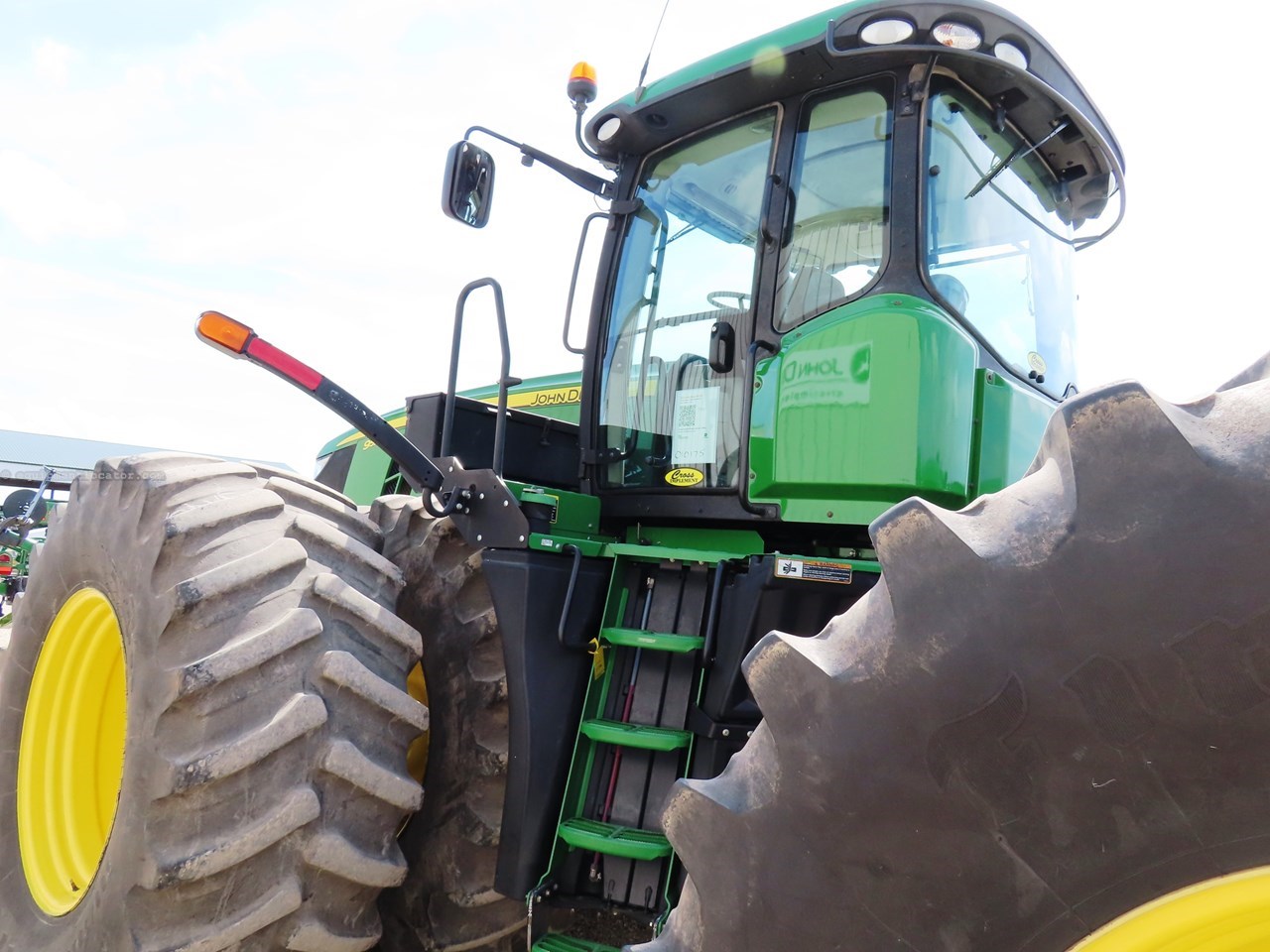 2014 John Deere 9510R Image 28