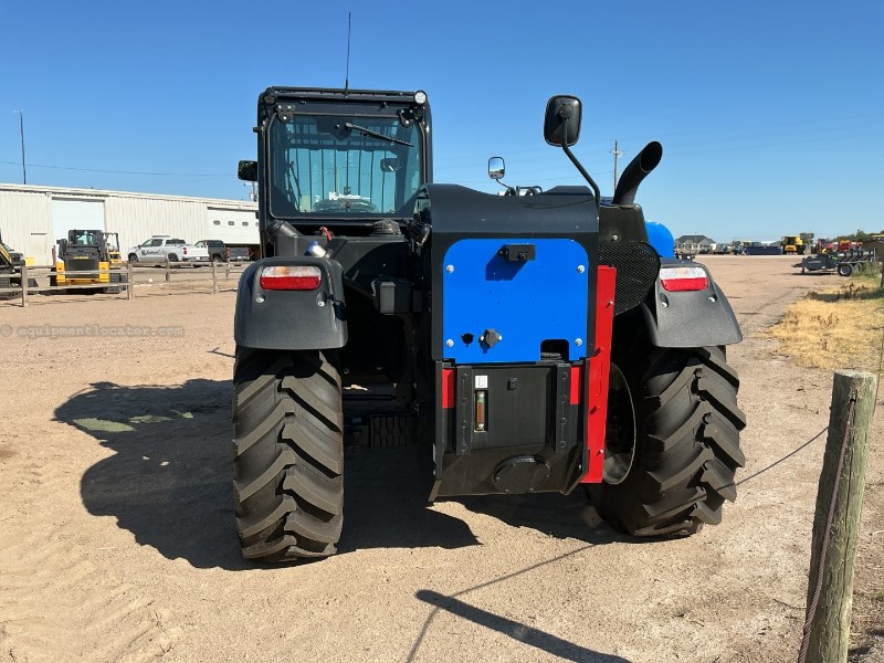 2025 New Holland TH7.42 ELITE Image 4