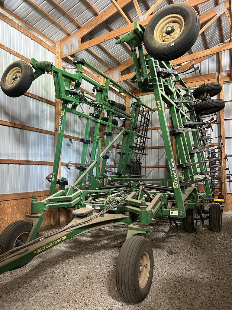 2023 Great Plains 8332FCF Image 2