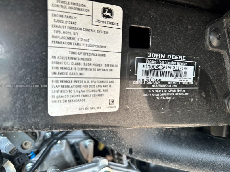 2025 John Deere 845R Image 10