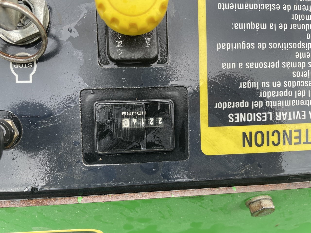 2000 John Deere M655 Image 10