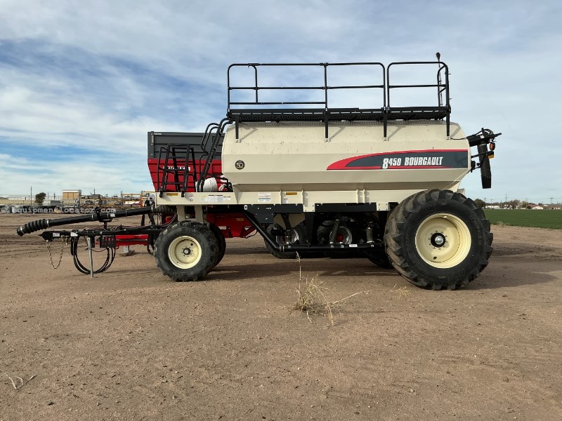 2024 Bourgault Image 4