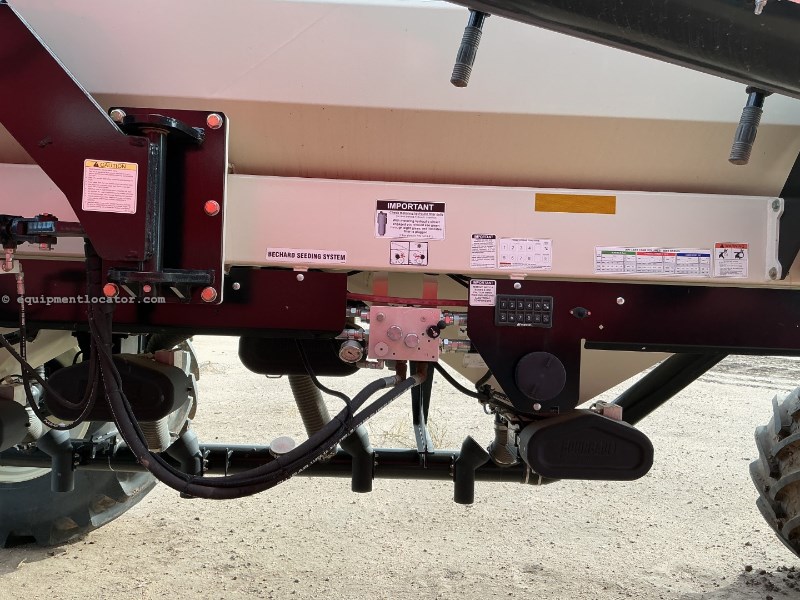 2024 Bourgault Image 9