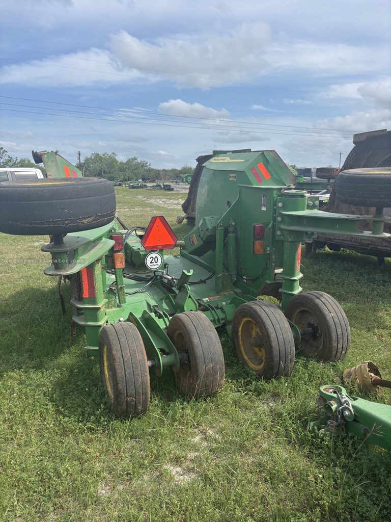 2023 John Deere FC15R Image 4