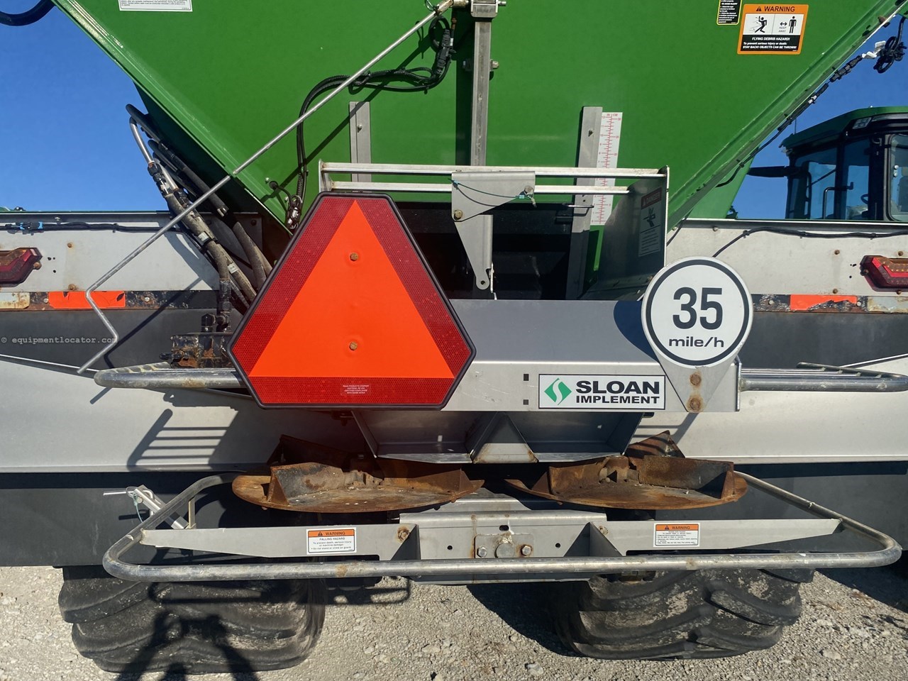 2022 John Deere 800R Image 10