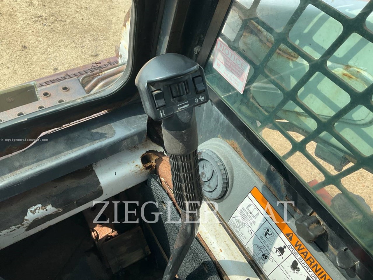 2007 Bobcat T190 Image 10