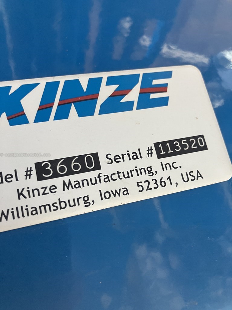 2020 Kinze 3660 Image 10