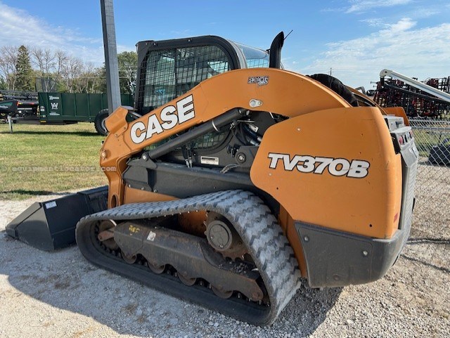 2023 Case TV370B Image 2