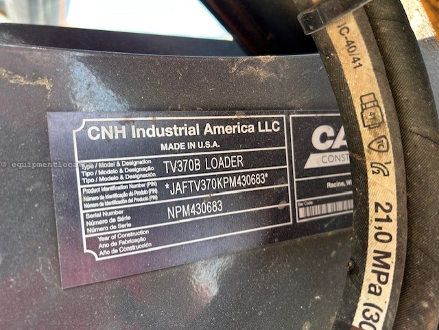 2023 Case TV370B Image 13