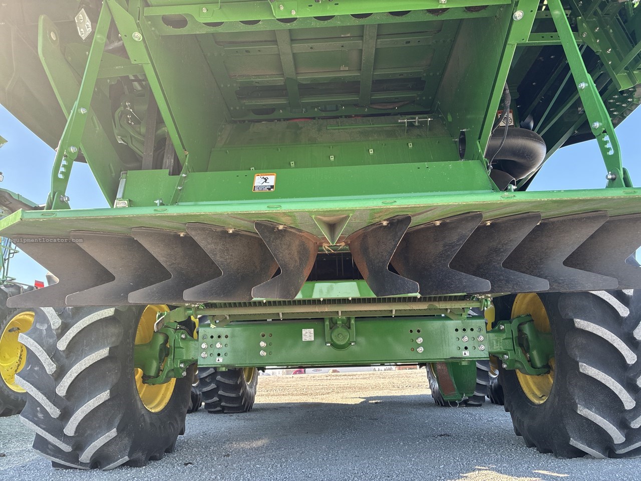 2025 John Deere S7 600 Image 10