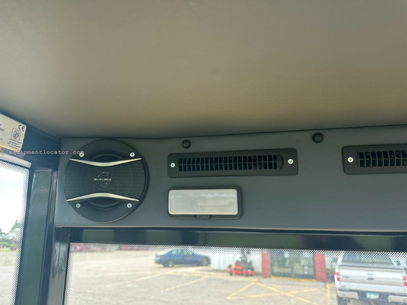 2025 New Holland ML27 Image 17