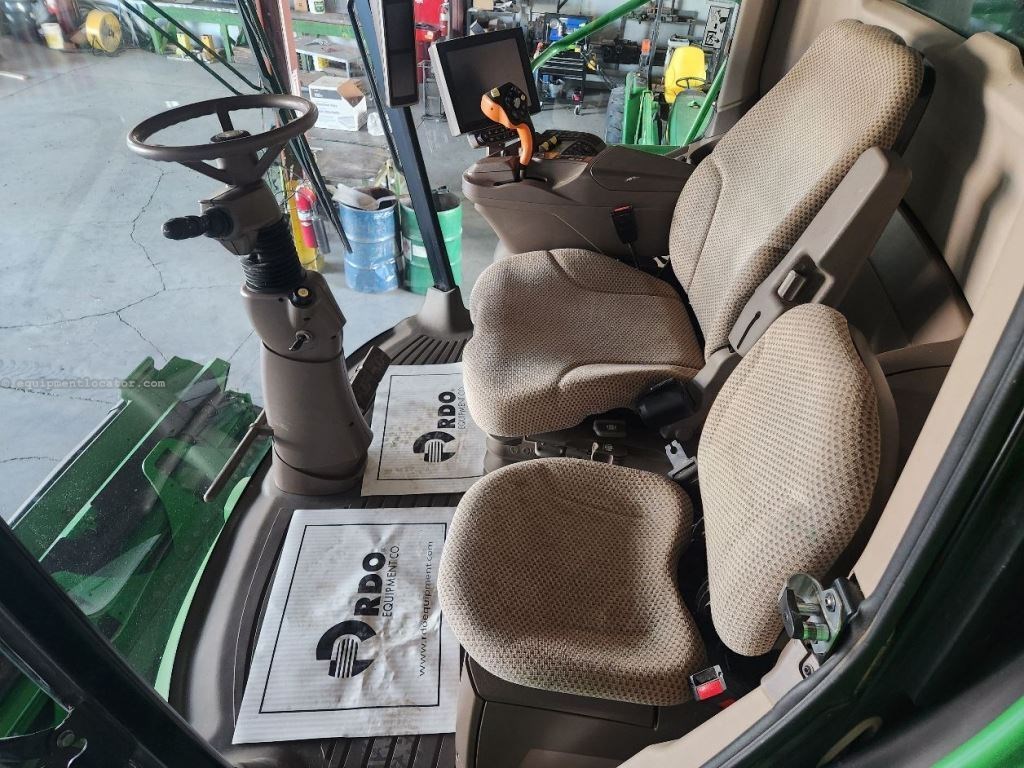 2018 John Deere S780 Image 41