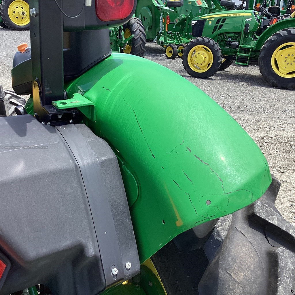 2023 John Deere 5060E Image 10